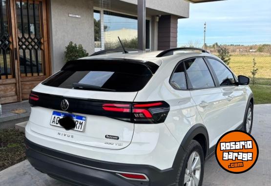 Autos - Volkswagen Nivus 2023 Nafta 26300Km - En Venta