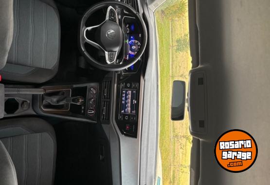 Autos - Volkswagen Nivus 2023 Nafta 26300Km - En Venta