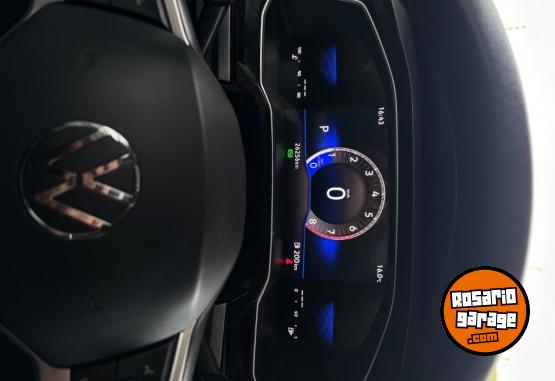 Autos - Volkswagen Nivus 2023 Nafta 26300Km - En Venta