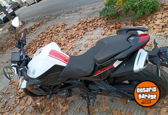 Motos - Benelli TNT 600i 2021 Nafta 12900Km - En Venta