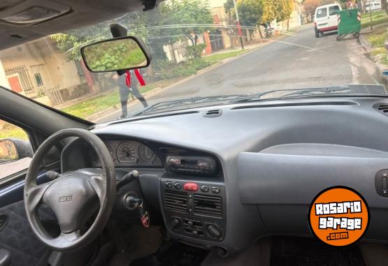 Autos - Fiat Palio 2000 GNC 300000Km - En Venta