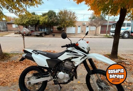 Motos - Honda XR 250 tornado 2014 Nafta 18400Km - En Venta