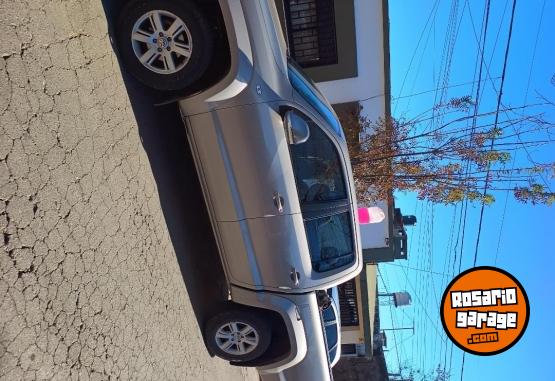 Autos - Volkswagen Amarok 2011 Diesel 250000Km - En Venta