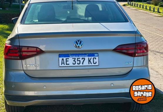 Autos - Volkswagen Virtus 2020 Nafta 90000Km - En Venta