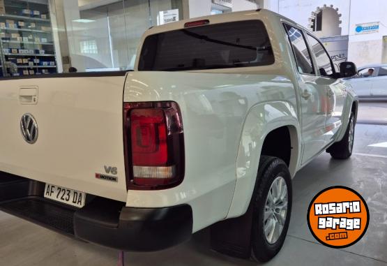 Camionetas - Volkswagen Amarok v6 confort 2022 Diesel 27000Km - En Venta
