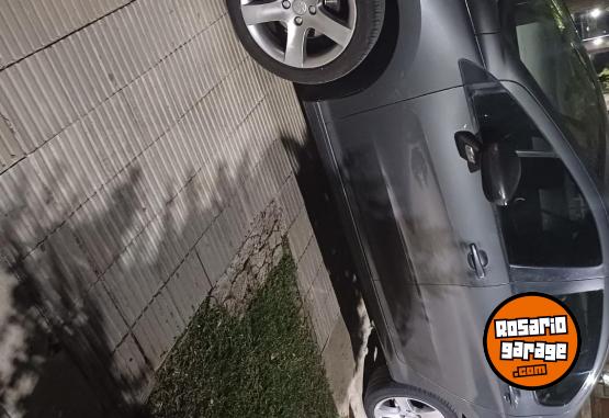 Autos - Peugeot 408 2013 Nafta 141000Km - En Venta