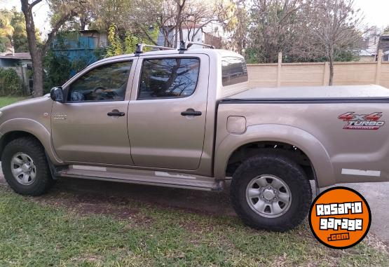 Camionetas - Toyota Hilux SR 3.0 4x4 abs 2010 Diesel 310000Km - En Venta