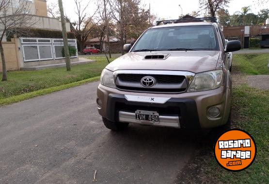 Camionetas - Toyota Hilux SR 3.0 4x4 abs 2010 Diesel 310000Km - En Venta