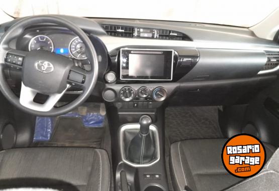 Camionetas - Toyota Hilux sr 2018 2018 Diesel 37500Km - En Venta