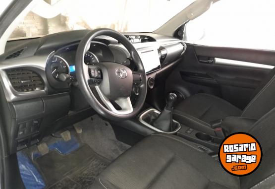 Camionetas - Toyota Hilux sr 2018 2018 Diesel 37500Km - En Venta