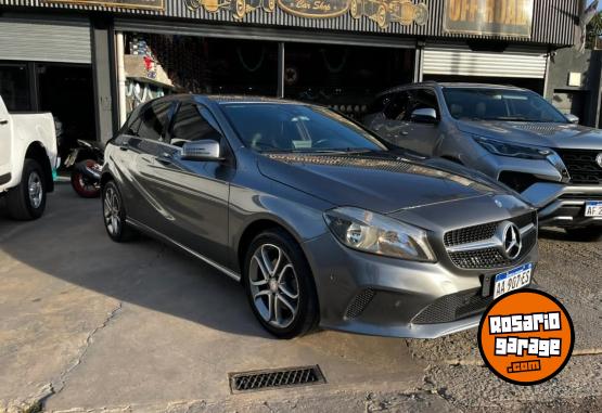 Autos - Mercedes Benz A200 2017 Nafta 123576Km - En Venta