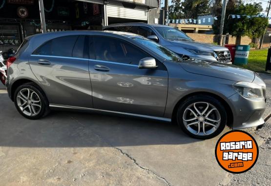 Autos - Mercedes Benz A200 2017 Nafta 123576Km - En Venta