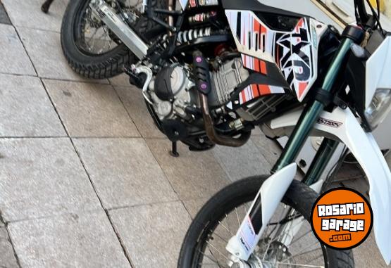 Motos - Corven TXR 250 X 2018 Nafta 28000Km - En Venta