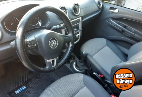 Autos - Volkswagen Voyage confortline plus 2011 Nafta 110000Km - En Venta
