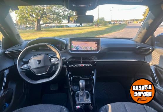Camionetas - Peugeot 2008 1.0 turbo 200 active 2024 Nafta 39000Km - En Venta