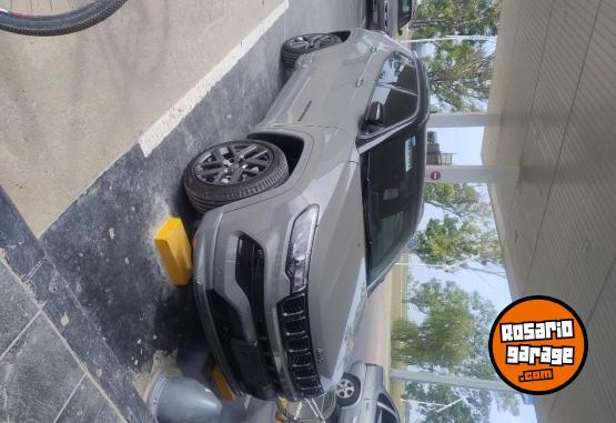 Camionetas - Jeep Compass 2025 Nafta 19000Km - En Venta