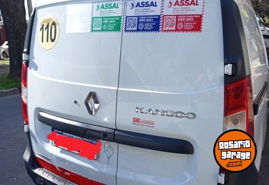Utilitarios - Renault Kangoo 2018 GNC 155000Km - En Venta