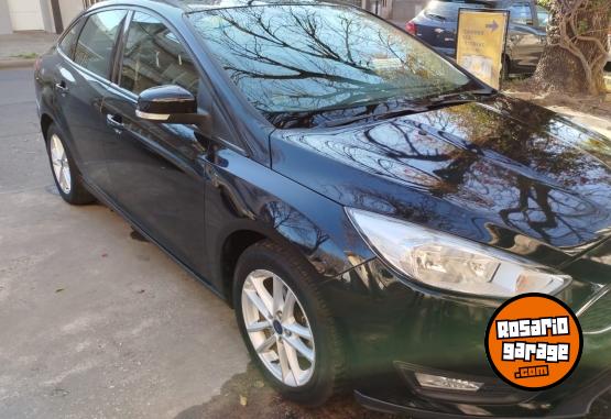 Autos - Ford FOCUS 2015 Nafta 140000Km - En Venta