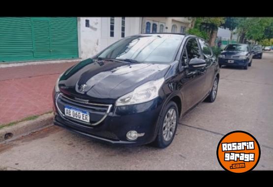 Autos - Peugeot 208 2016 Nafta 113000Km - En Venta