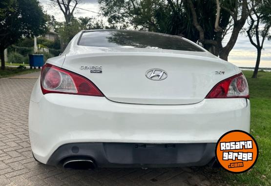 Autos - Hyundai Genesis 2.0T 2011 Nafta 140000Km - En Venta