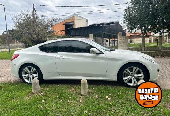 Autos - Hyundai Genesis 2.0T 2011 Nafta 140000Km - En Venta