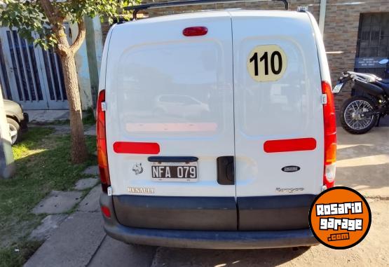 Utilitarios - Renault Kangoo 2013 GNC 200000Km - En Venta