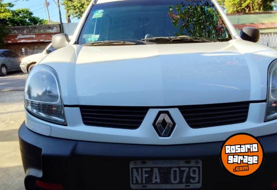 Utilitarios - Renault Kangoo 2013 GNC 200000Km - En Venta