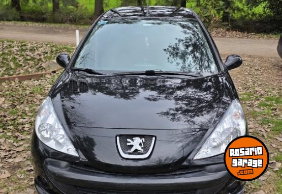 Autos - Peugeot 207 compact 2009 Nafta 137000Km - En Venta