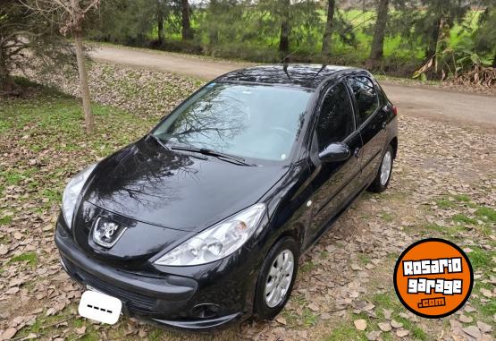 Autos - Peugeot 207 compact 2009 Nafta 137000Km - En Venta