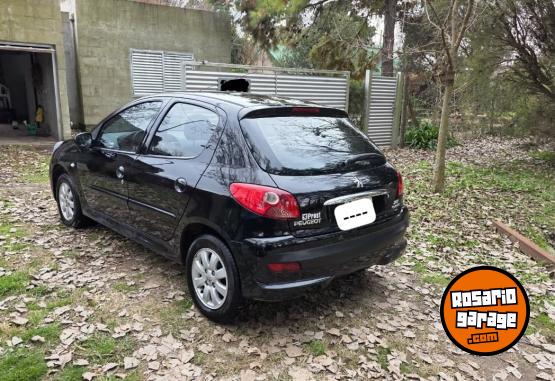 Autos - Peugeot 207 compact 2009 Nafta 137000Km - En Venta
