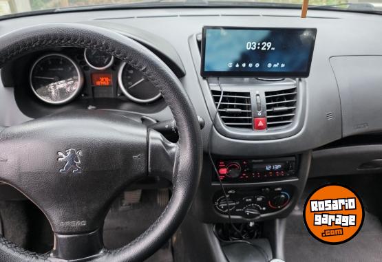 Autos - Peugeot 207 compact 2009 Nafta 137000Km - En Venta