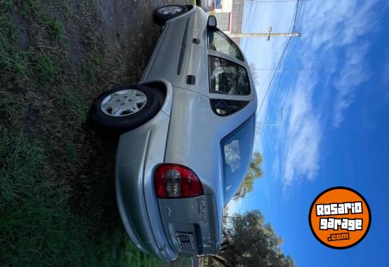 Autos - Chevrolet Corsa 2004 Nafta 195000Km - En Venta