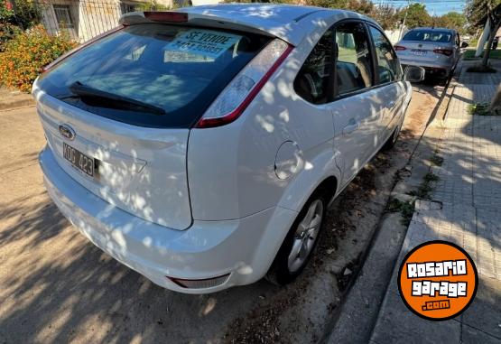 Autos - Ford Focus trend 1.6 2011 Nafta 138000Km - En Venta