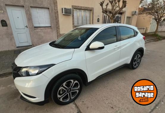 Autos - Honda HRV 2016 Nafta 139000Km - En Venta