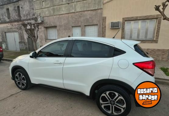 Autos - Honda HRV 2016 Nafta 139000Km - En Venta