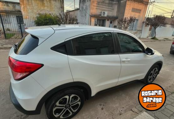 Autos - Honda HRV 2016 Nafta 139000Km - En Venta