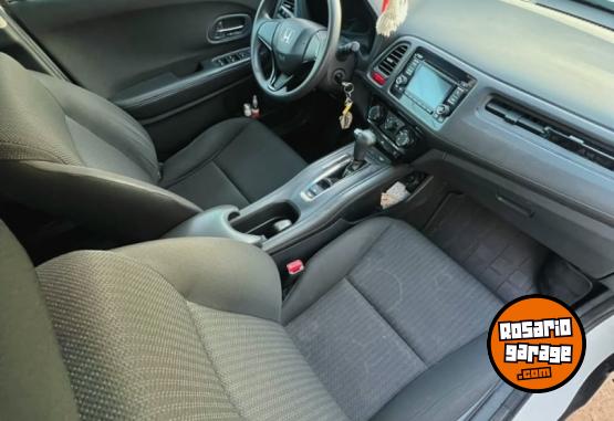 Autos - Honda HRV 2016 Nafta 139000Km - En Venta