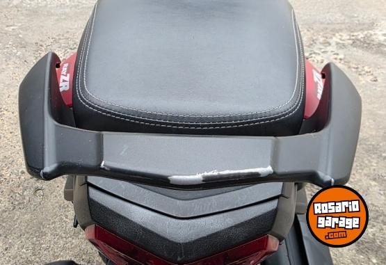 Motos - Yamaha Ray ZR 125cc FI 2024 Nafta 6300Km - En Venta