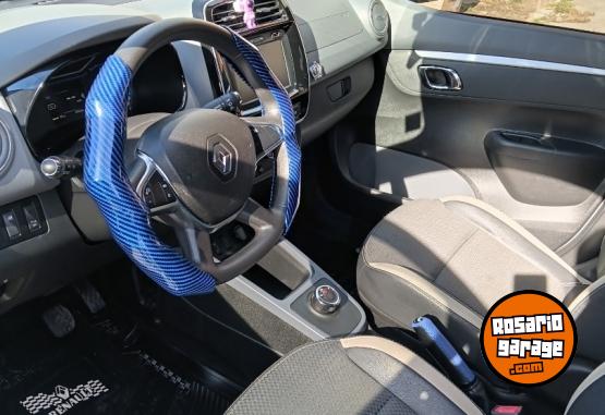 Autos - Renault KWID E-tech 2024 Electrico / Hibrido 19000Km - En Venta