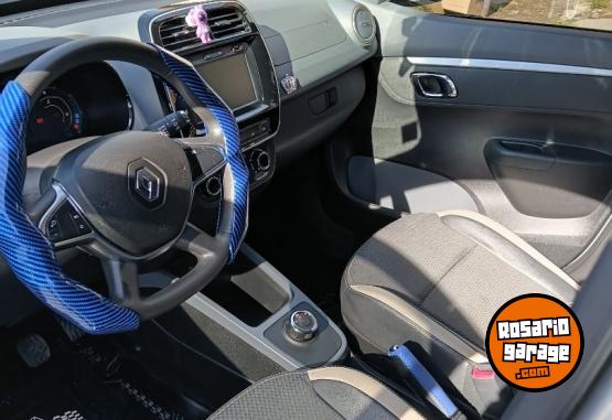 Autos - Renault KWID E-tech 2024 Electrico / Hibrido 19000Km - En Venta