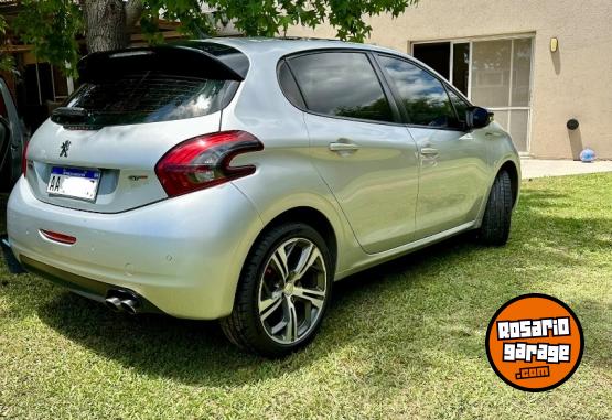 Autos - Peugeot 208 GT 2017 Nafta 108000Km - En Venta