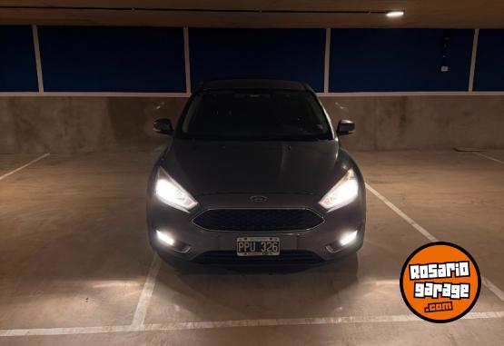 Autos - Ford Focus - SE 2016 Nafta 158000Km - En Venta