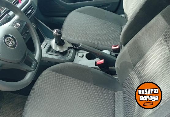 Autos - Volkswagen Virtus 2021 Nafta 31600Km - En Venta