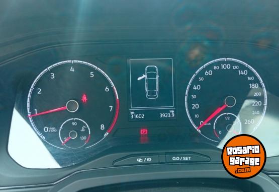 Autos - Volkswagen Virtus 2021 Nafta 31600Km - En Venta