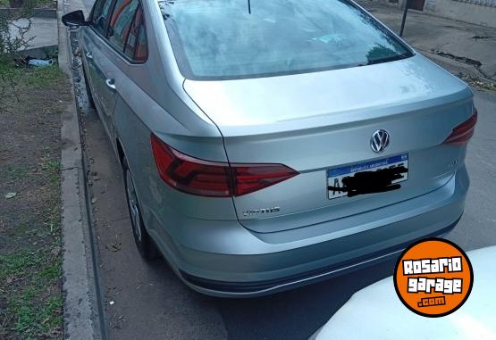 Autos - Volkswagen Virtus 2021 Nafta 31600Km - En Venta