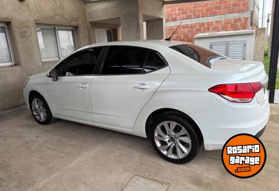 Autos - Citroen C4 Lounge 2015 Diesel 146000Km - En Venta