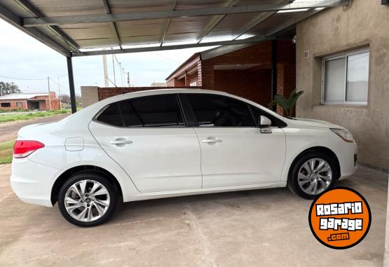 Autos - Citroen C4 Lounge 2015 Diesel 146000Km - En Venta