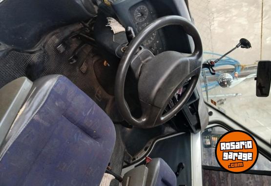 Utilitarios - Renault Trafic 1997 GNC 111111Km - En Venta