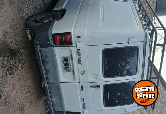 Utilitarios - Renault Trafic 1997 GNC 111111Km - En Venta