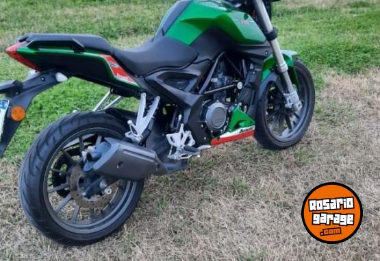 Motos - Benelli TNT 250 2021 Nafta 23900Km - En Venta